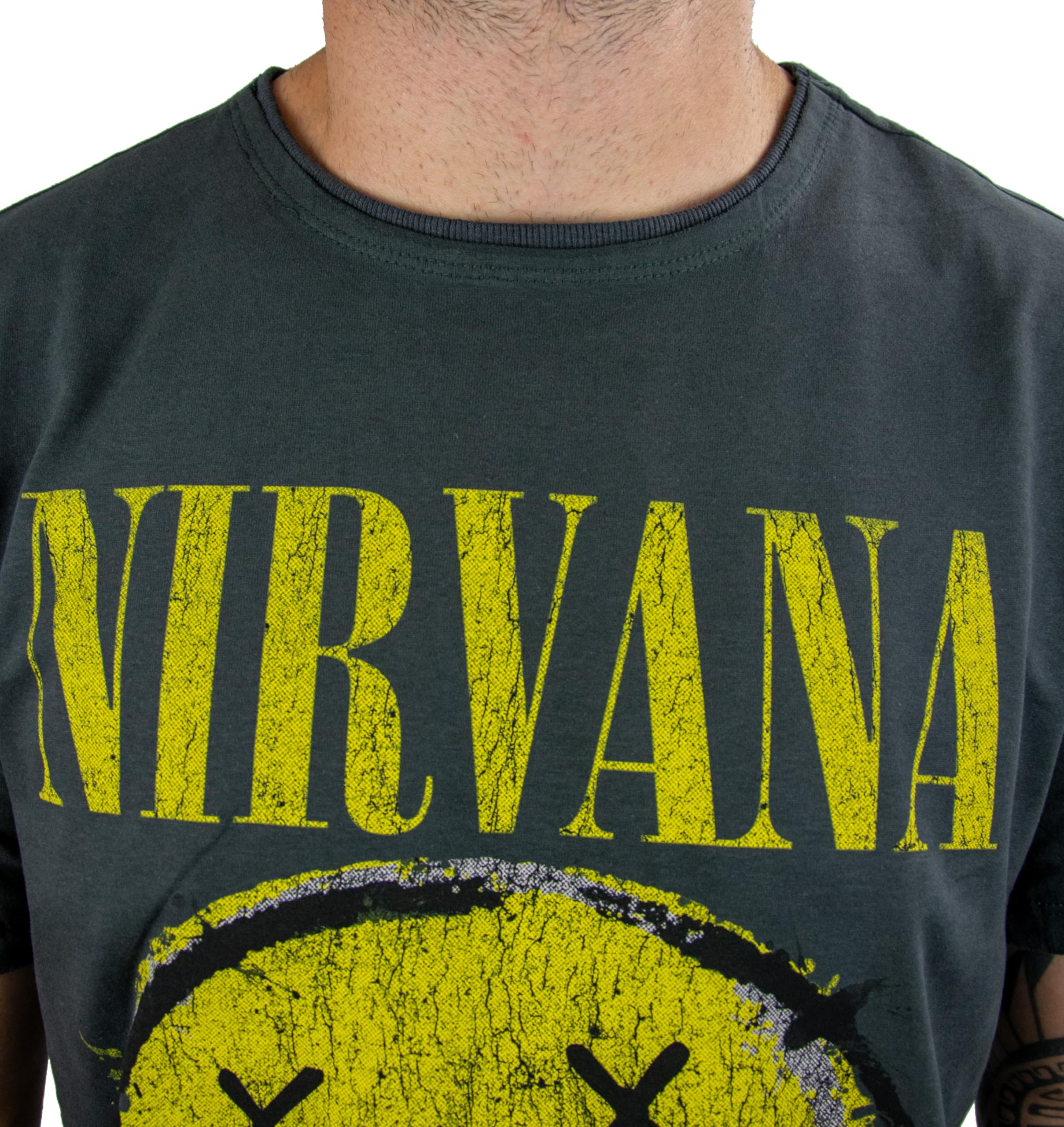 amplified-nirvana-worn-out-logo-t-shirt-xl-smiley image 2