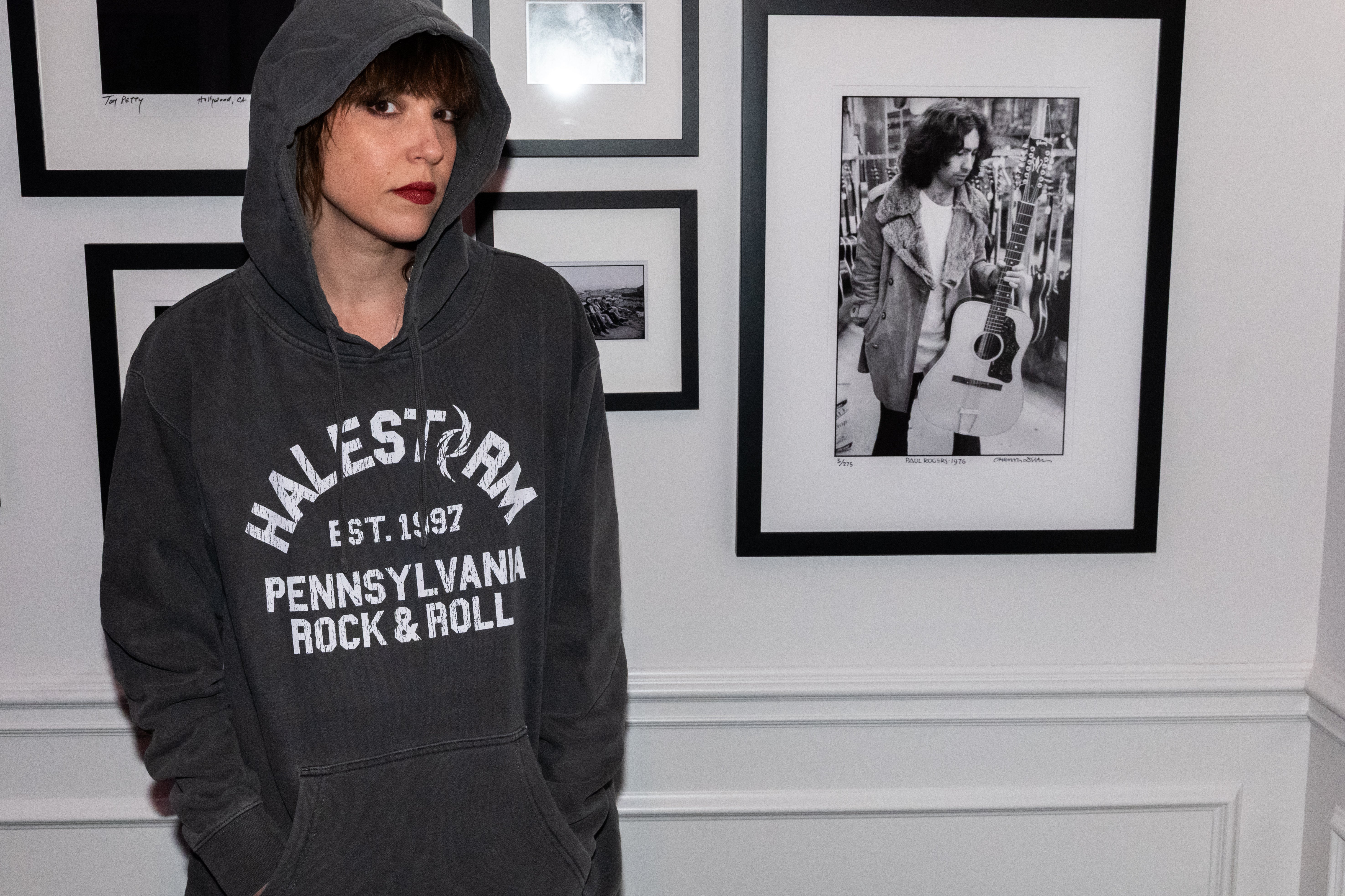 halestorm-pennsylvania-rock-hoodie-pigment-schwarz image 2