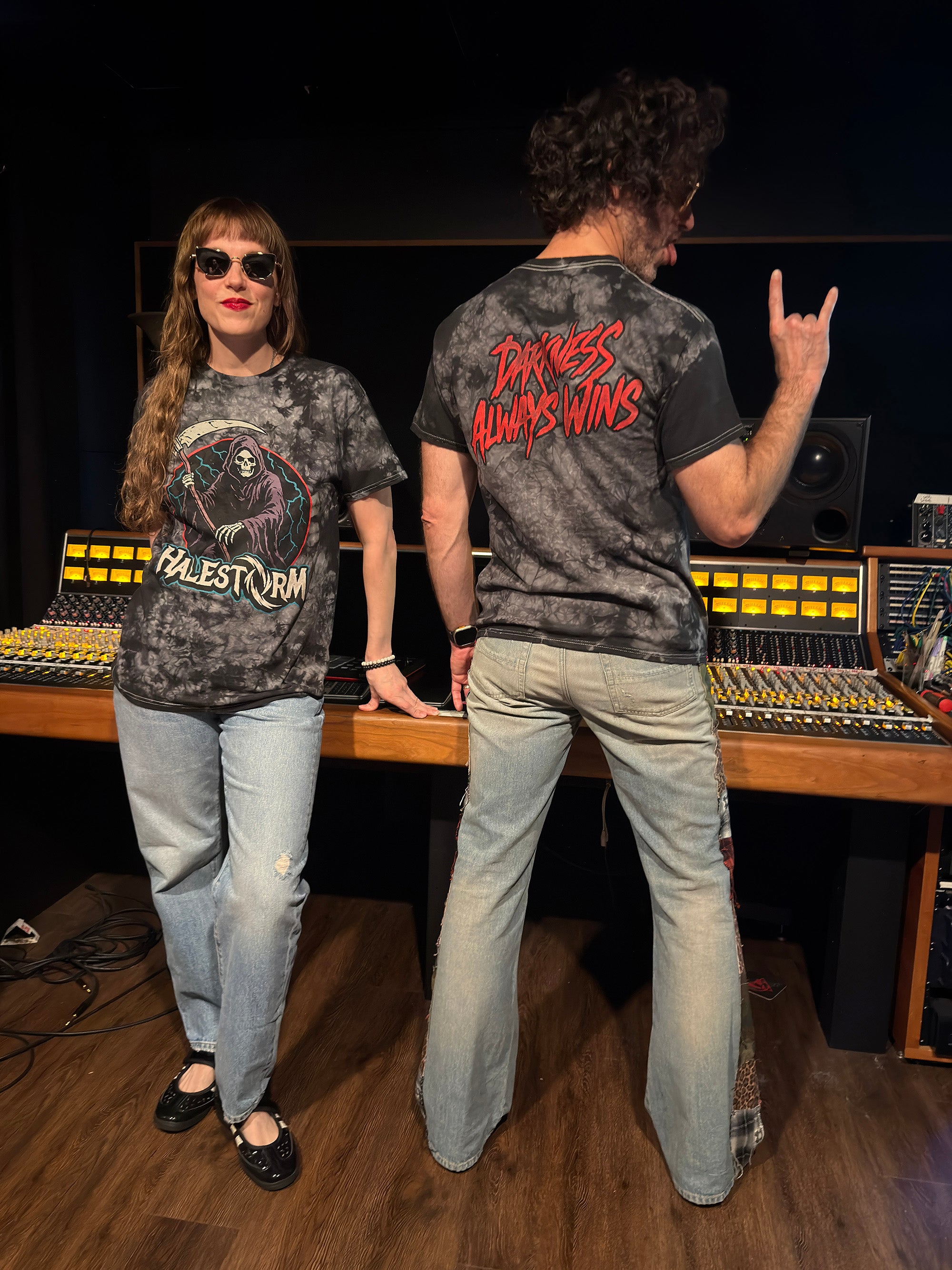 halestorm-darkness-always-wins-t-shirt-crystal-black image 2