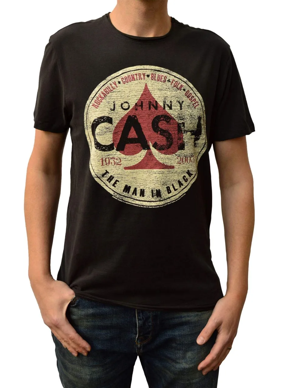 amplified-johnny-cash-man-in-black-t-shirt-s image 1